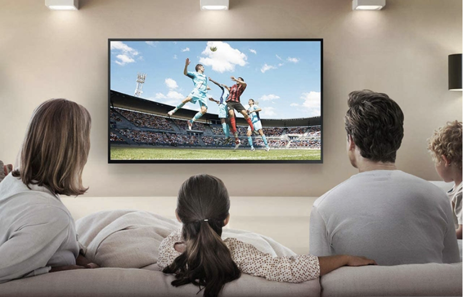 Cùng bạn bè và người thân xem bóng đá tại Socolive TV